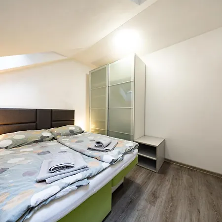 S Wellnes Apartamento *